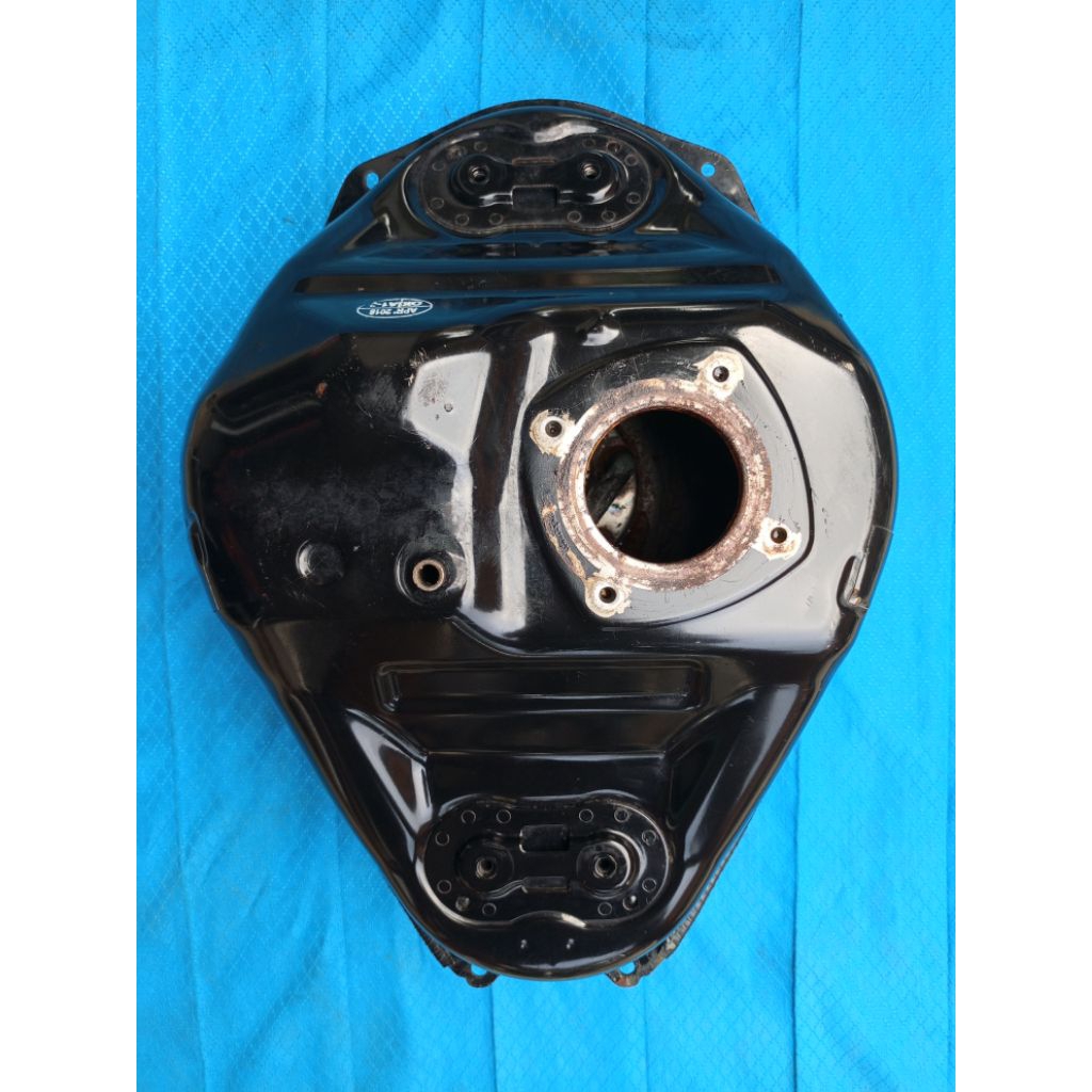 tangki Yamaha R15 V3 Original copotan / tangki bensin R15 Original copotan