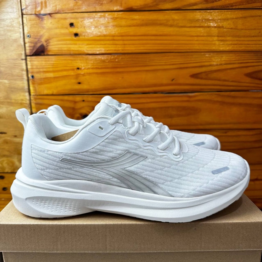 SEPATU DIADORA WANITA DIADORA MARKIST WHITE SNEAKER SPORTY RUNNING COD ORIGINAL