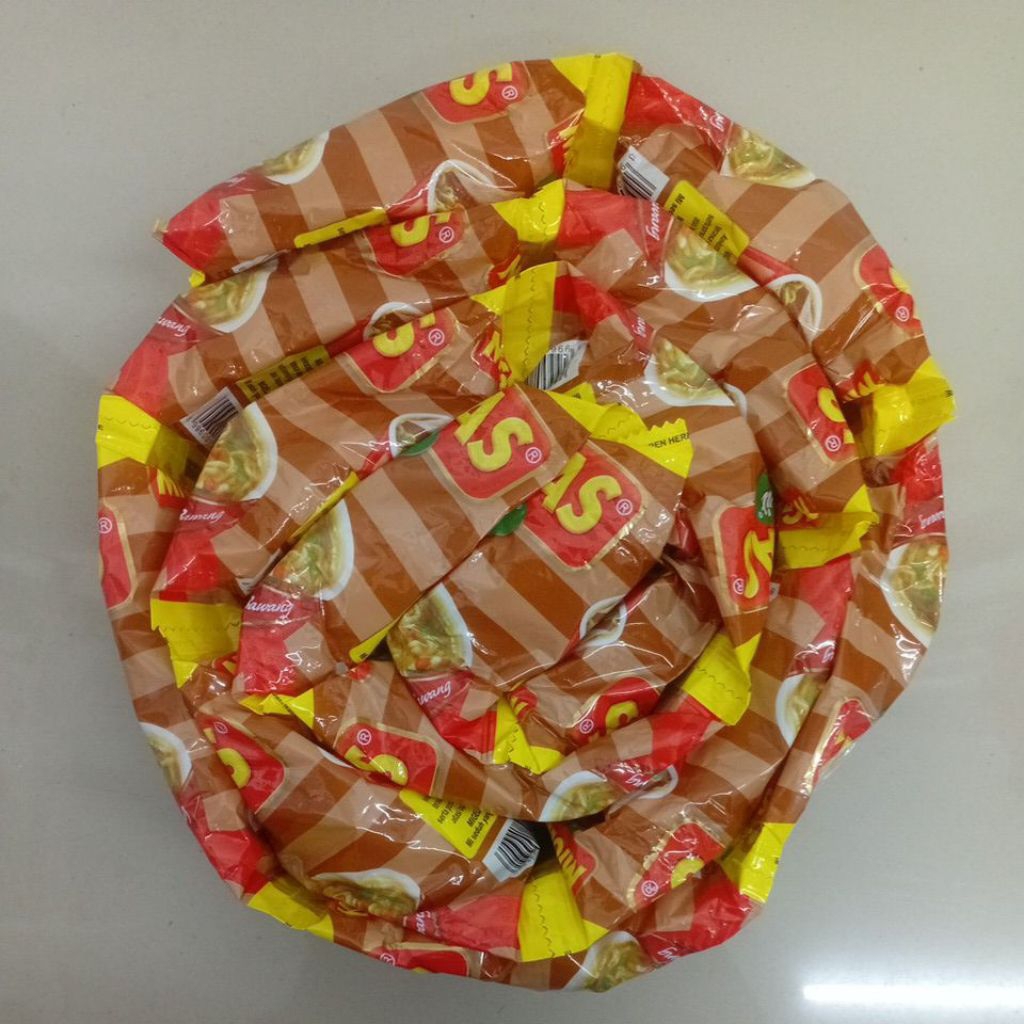 

MIE GELAS - MIE INSTAN 26 GR (RENTENGAN)