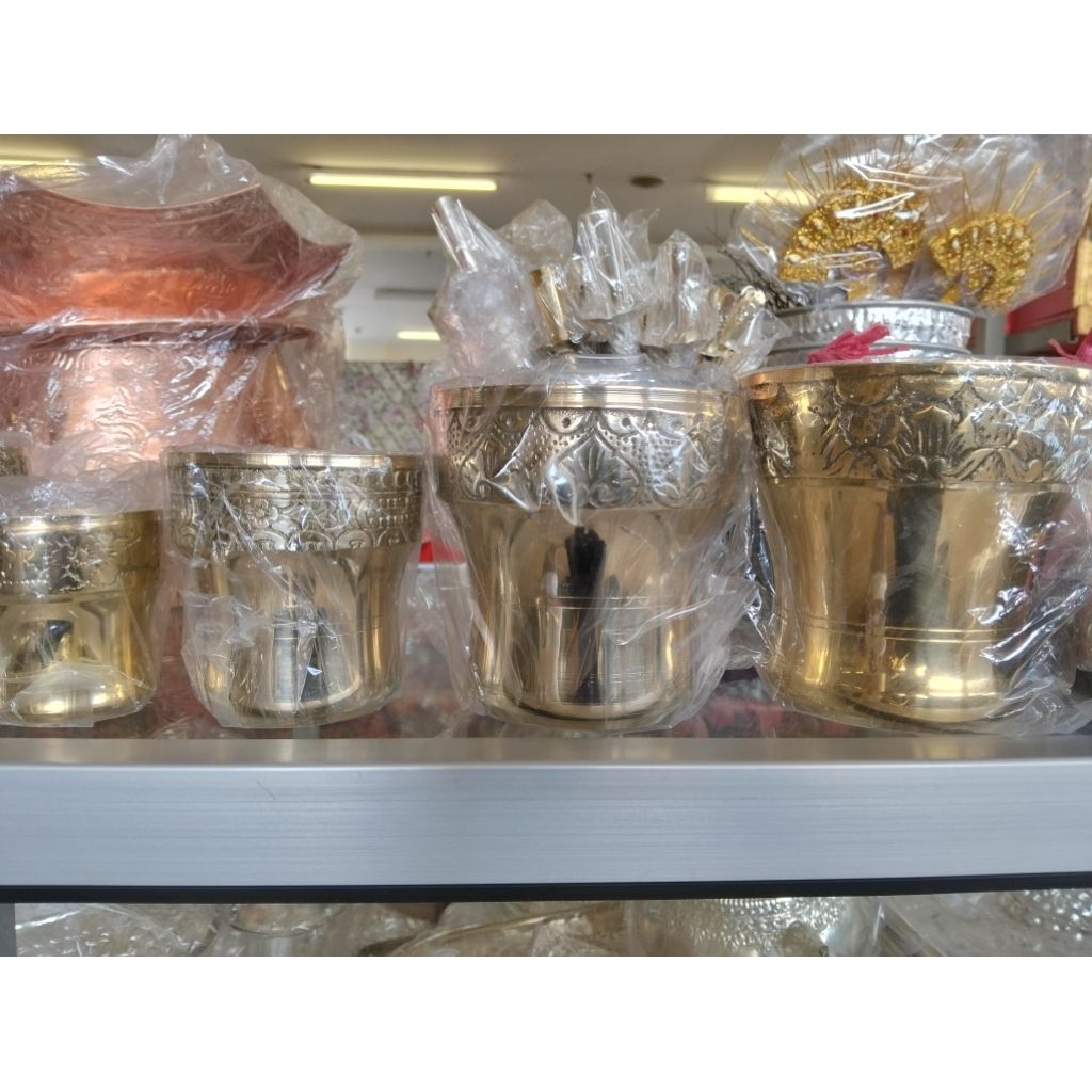 sangku/tempat tirta berbahan Kuningan coor