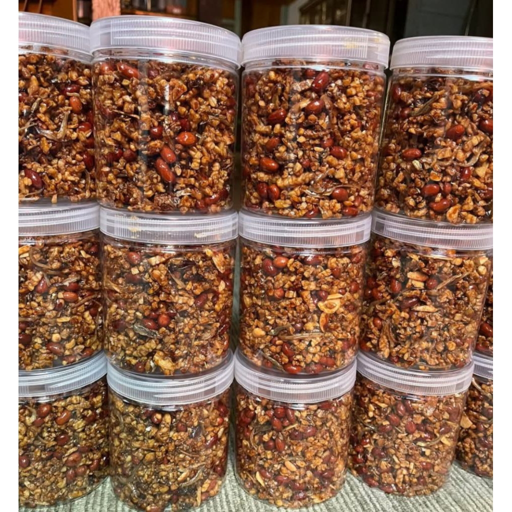 

Tempe orek kacang tanah,/ tempe orek teri pedas enak