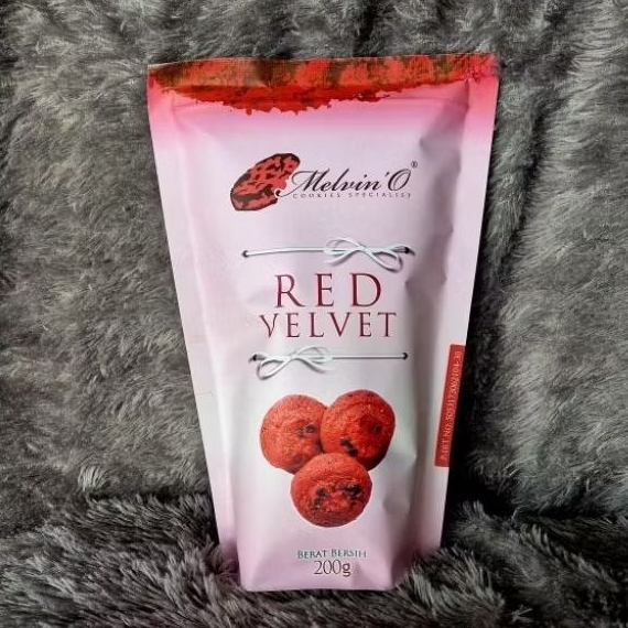 

Red Velvet Cookies - Kue kering red velvet coklat keju