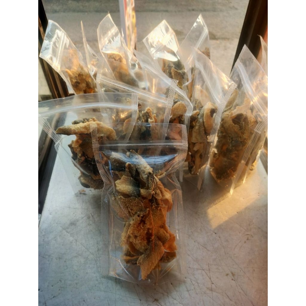 

kripik ikan kulit patin original