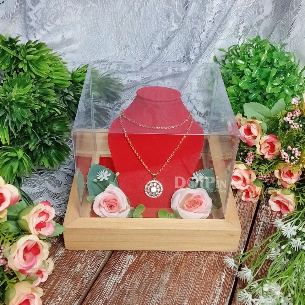 Kotak Perhiasan Rustic Tempat Kalung Bentuk Manekin Leher Mini Box Kayu Tutup Mika Alas Goni/ KKM
