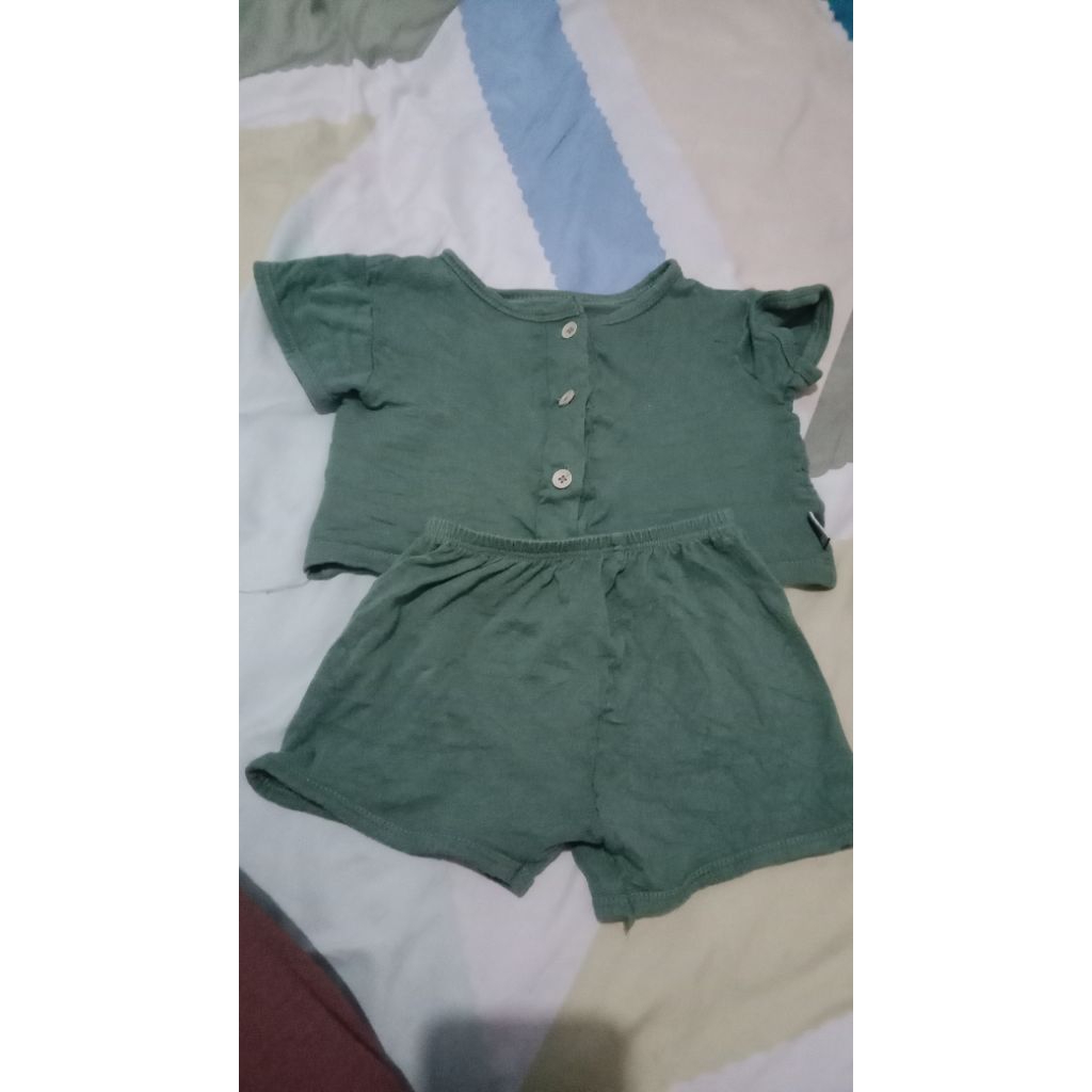 (Preloved) Baju Lengan Pendek by Cuit