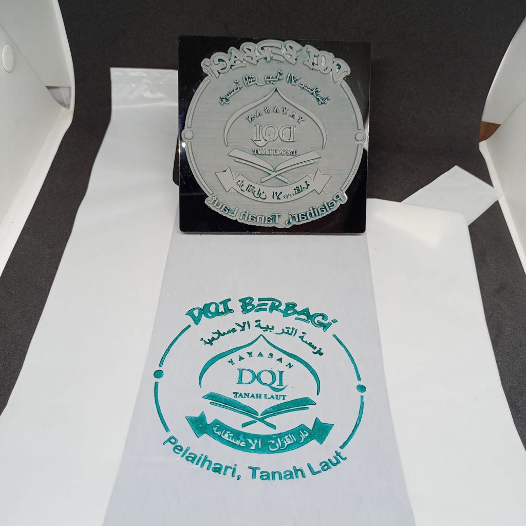 

stempel plastik tinta permanent anti luntur