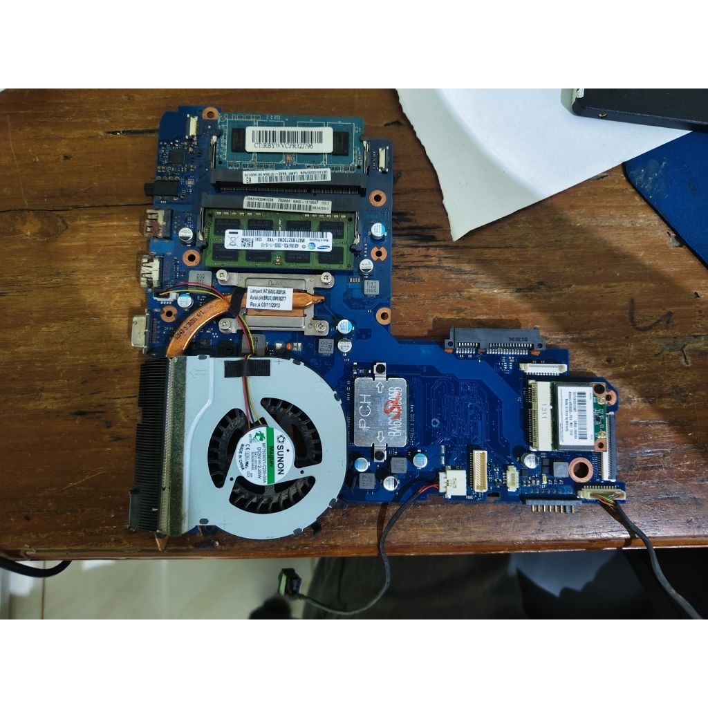 MOBO MAINBOARD SAMSUNG NP270E CELERON 847