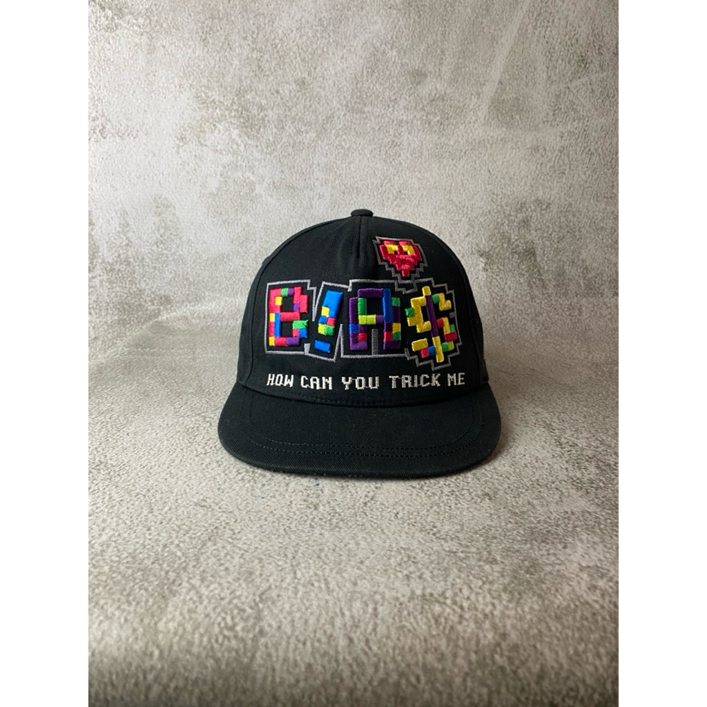 Topi Snapback Hats On Visor Pendek