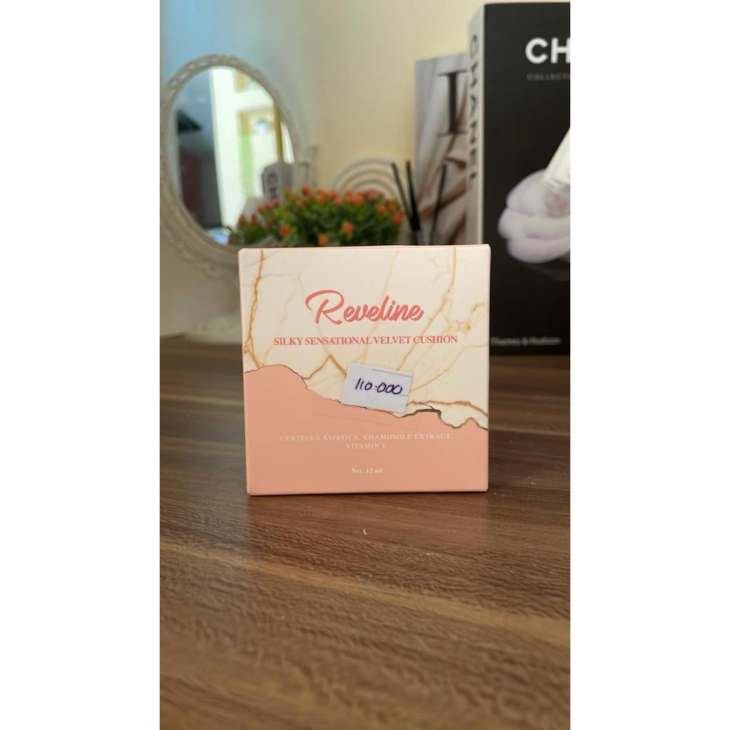 REVELINE - Silky Sensasional Velvet Cushion
