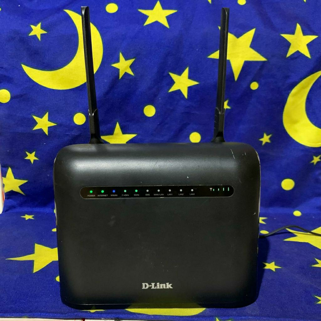 D-Link DWR-953V2 Wifi 4G Router Unlock Alloprator 4G LTE Band 1'3'5'8'40 (Unit & Adaptor)
