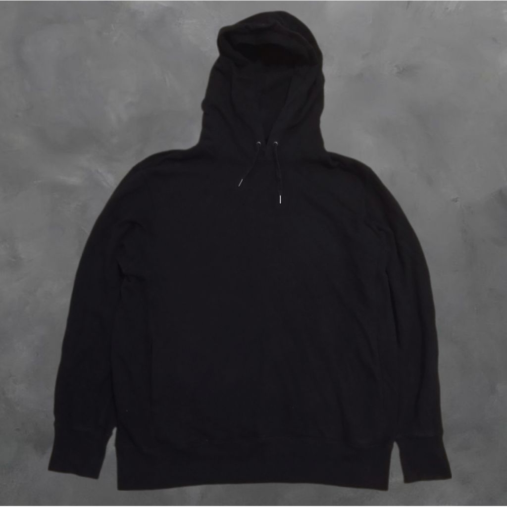HOODIE UNIQLO HITAM [XL]