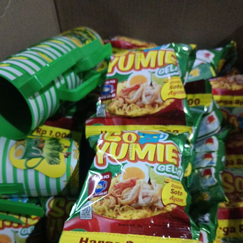 

so yumie gelas renceng isi10pcs @30g