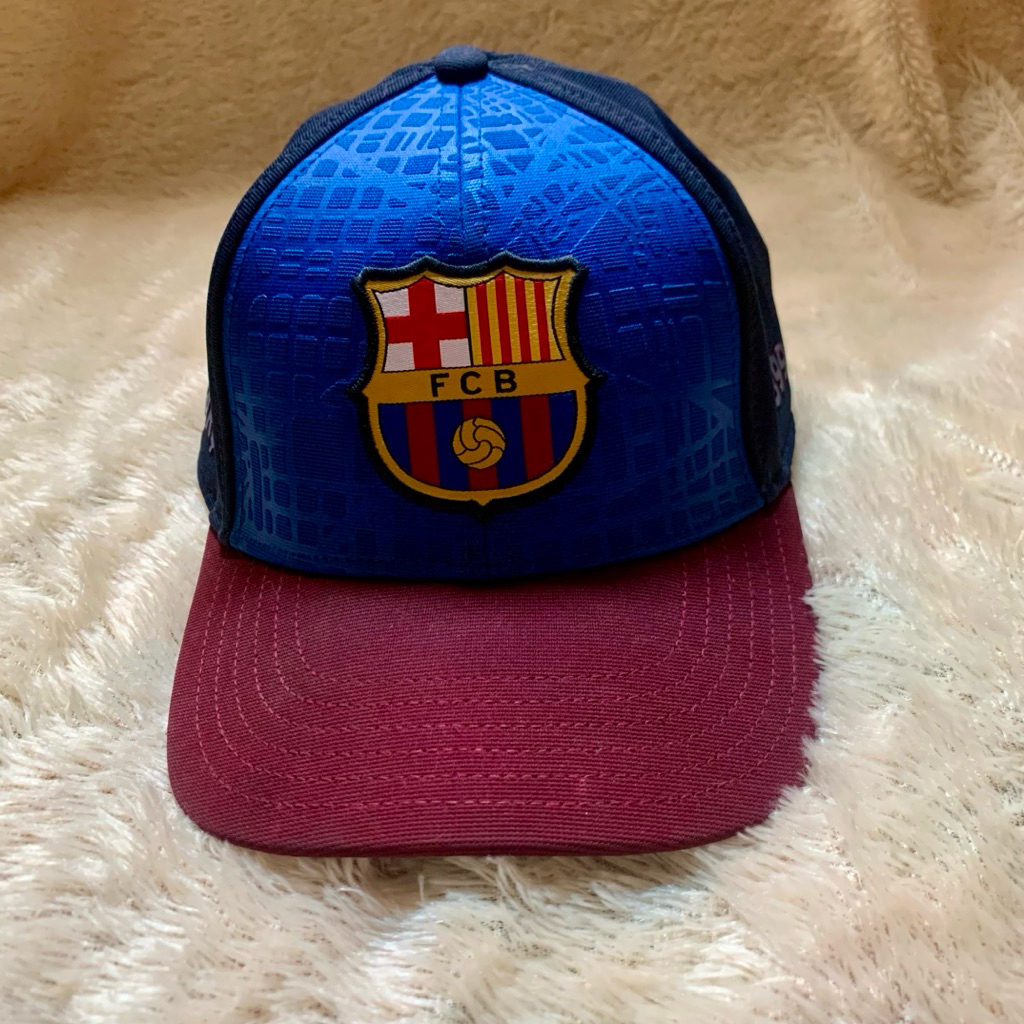 OFFICIAL FC BARCELONA STADIUM CAP (100% ORIGINAL FROM BARCA OFFICIAL STORE IN CAMP NOU WITH TAG) - o