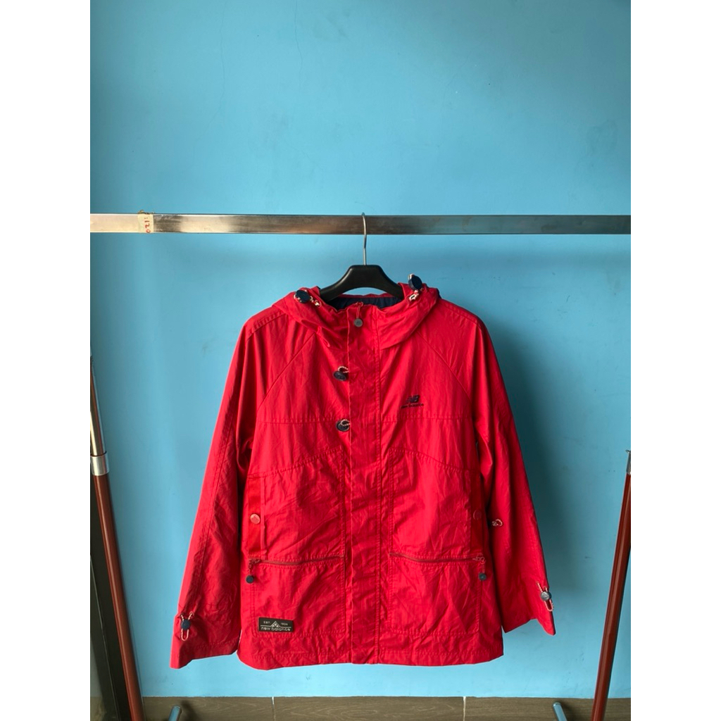jaket outdoor new balance