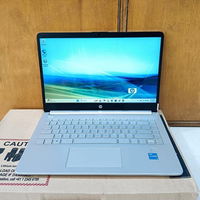 Laptop Hp 14s-dq5000nr Intel core i3-1215U Ram 8 / 512 GB SSD