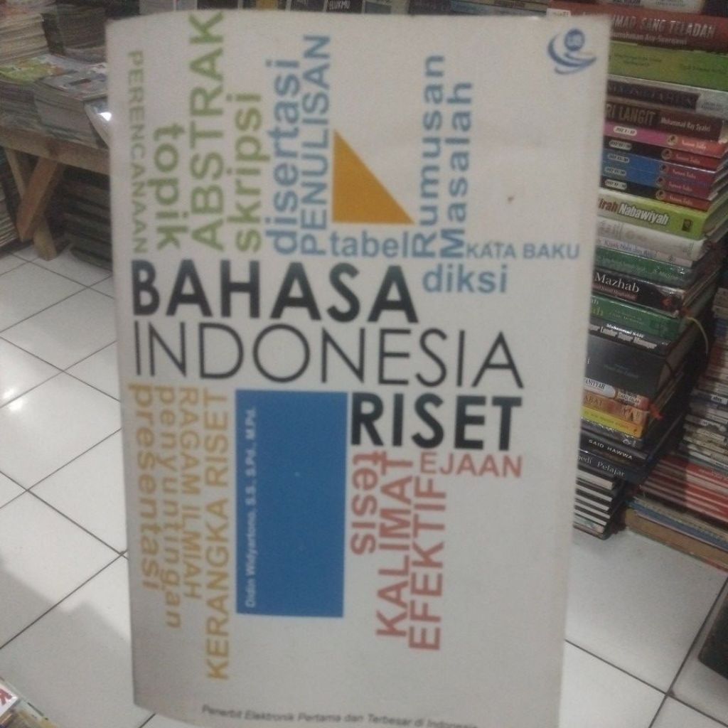 BUKU BEKAS BAHASA INDONESIA RISET UB