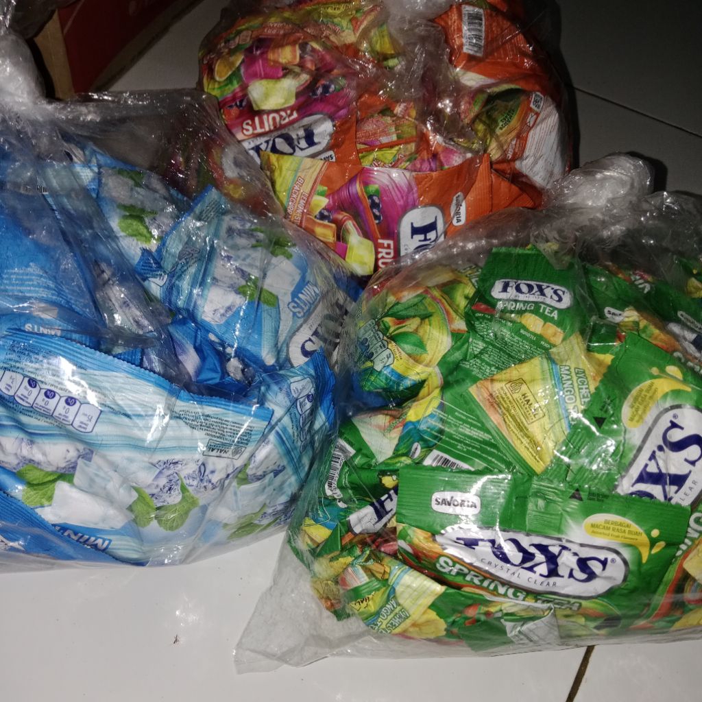 

permen foxs perball isi 24pack