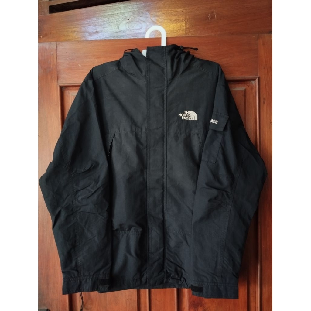 Jaket TNF Saku Samping