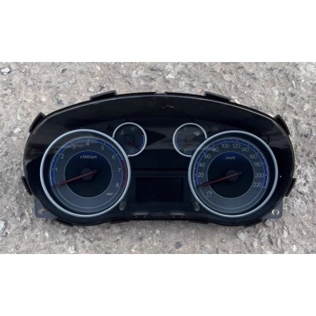 speedometer suzuki sx4 matic dan manual