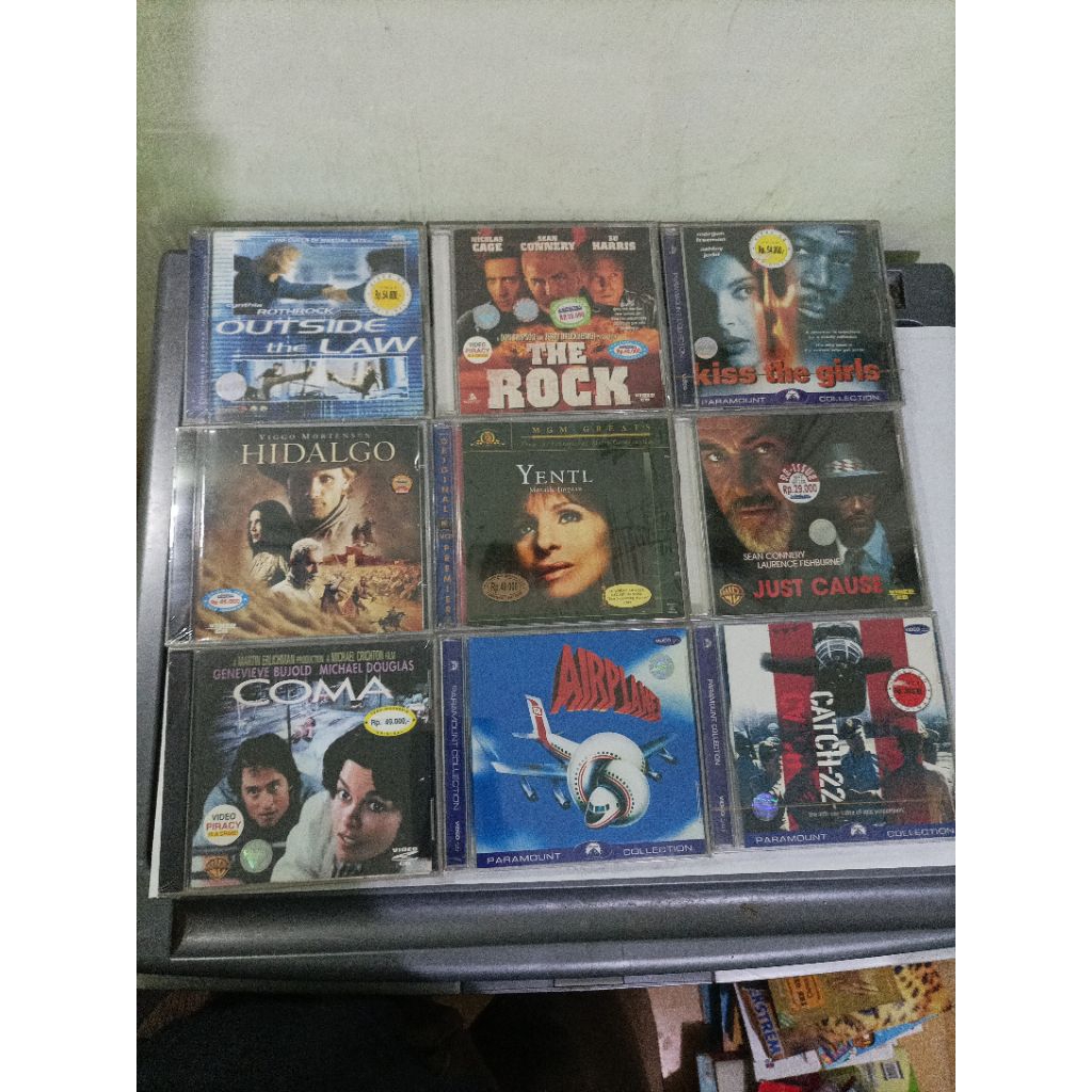 VCD original the one the thirteenth floor, witness, stalag 17,  the working girl, Bare witness, Vate