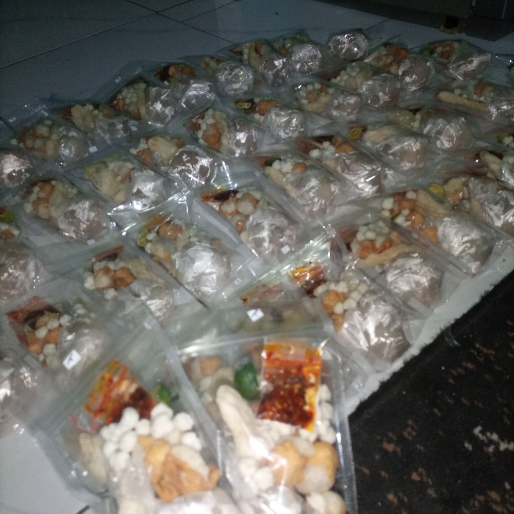 

Baso Aci ( Boci ) isi Daging Ayam