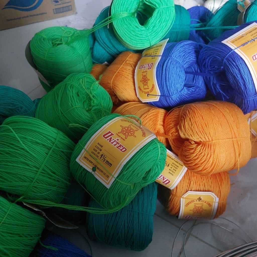 

tali tambang 1,5mm cap UNITED