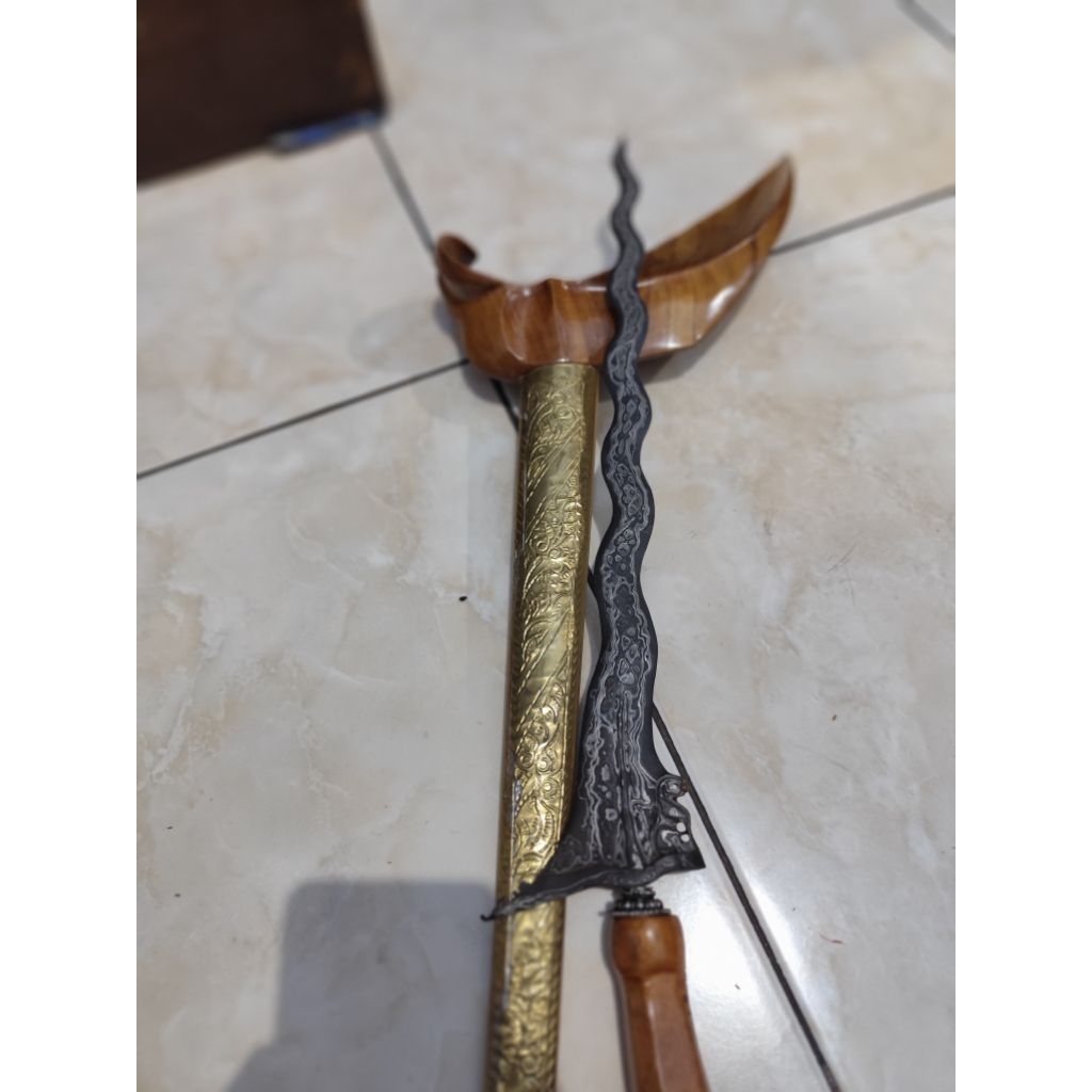 Keris Singo Barong luk 13