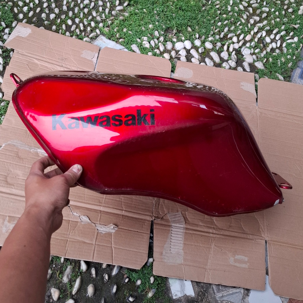 Tangki ninja rr original copotan (bahan bocor)