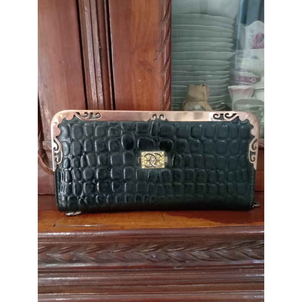Tas dompet CG wanita hitam kondangan casual