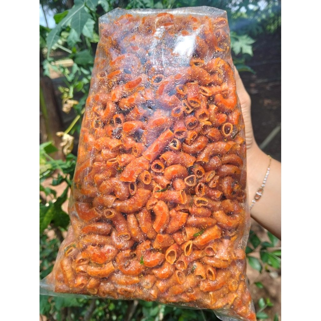 

1000gram/1kg makaroni cikruh pedas daun jeruk