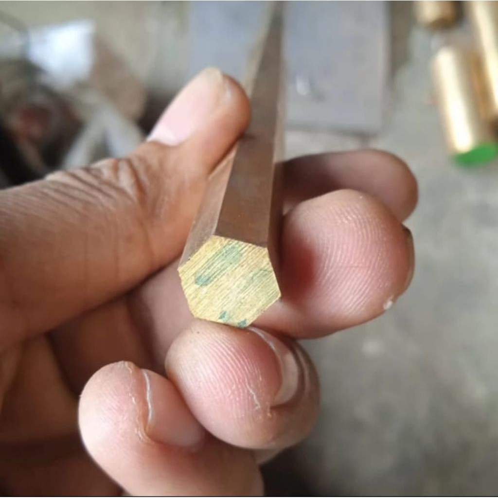 Hexagon Kuningan Asli 8mm x 500mm
