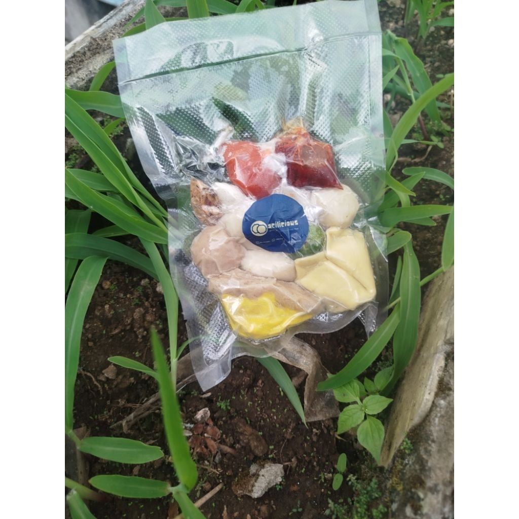 

bakso aci/ siomay/ baso tahu/ baso daging/ baso aci jando