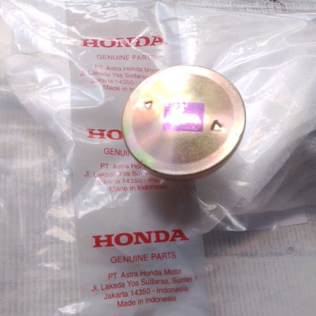 17620KGH600 tutup tangki honda beat scoopy vario spacy supra grand original ahm