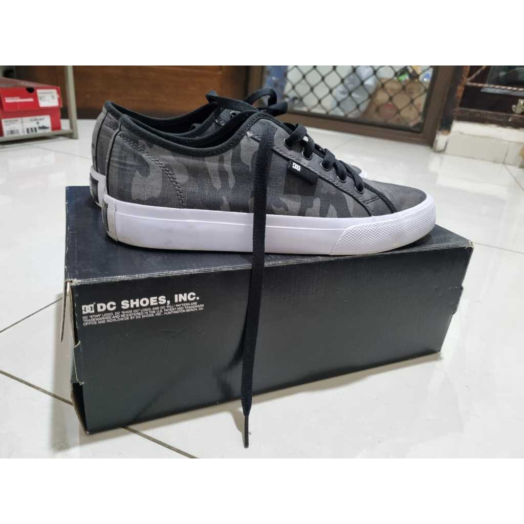 Sepatu Sneakers DC Manual Txse Original - Second