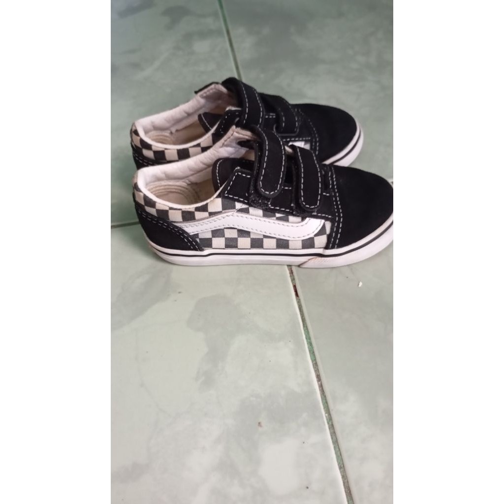 PRELOVED SEPATU ANAK VANS OLD SKOOL