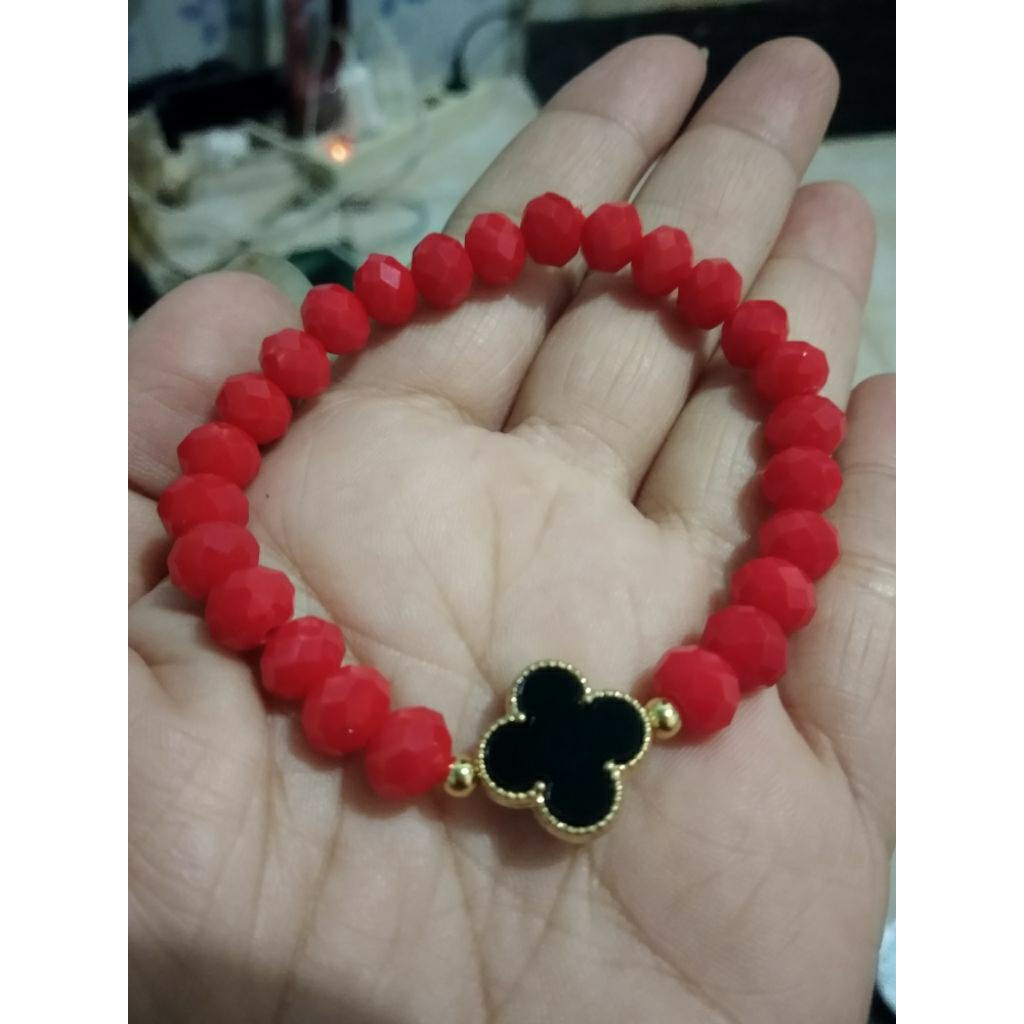 gelang kristal Van cleef