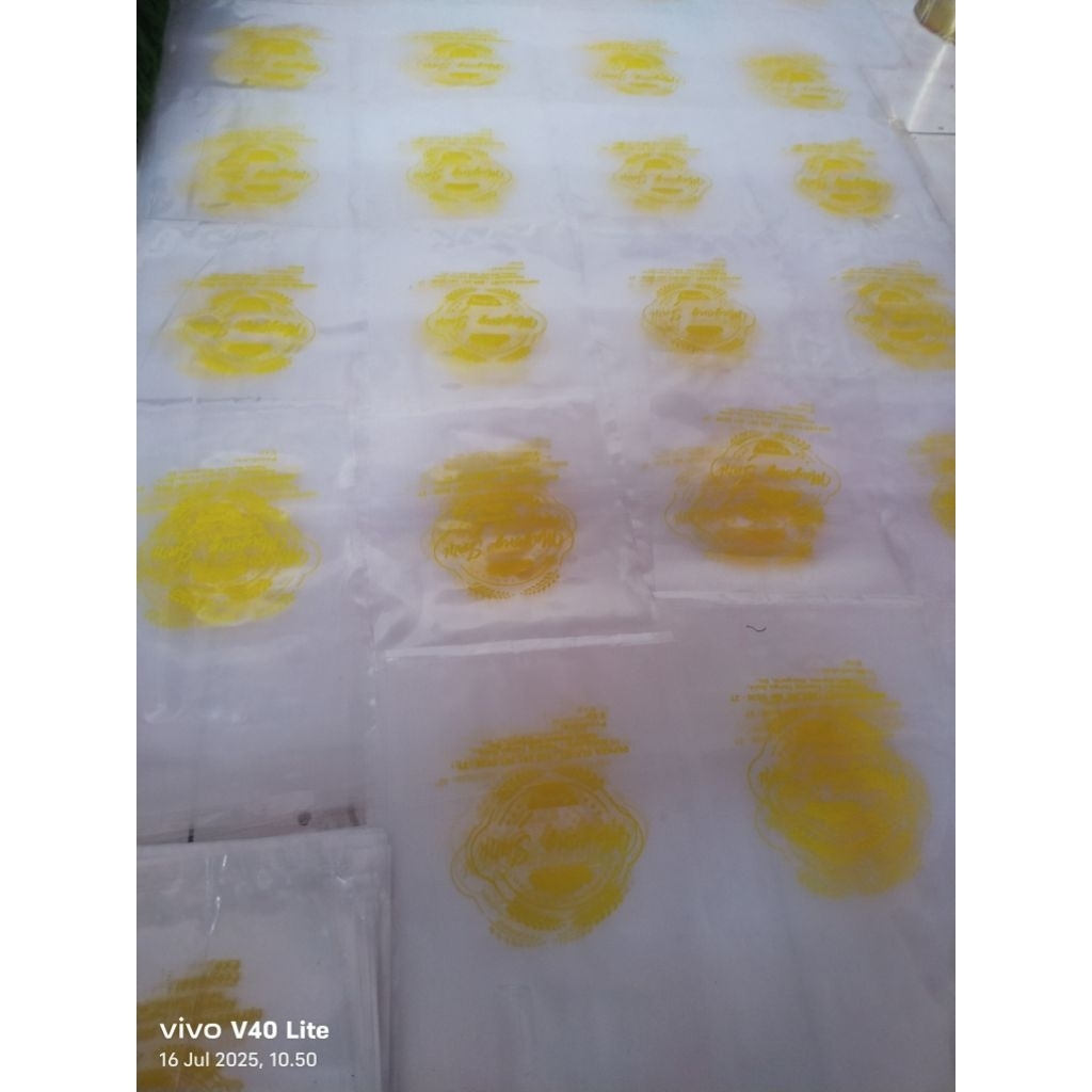 

Sablon plastik 1 warna custem paket 1000pcs