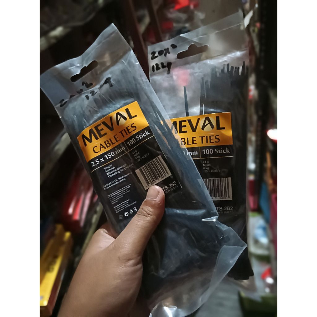

kabel ties 2,5 × 150mm isi 100pcs