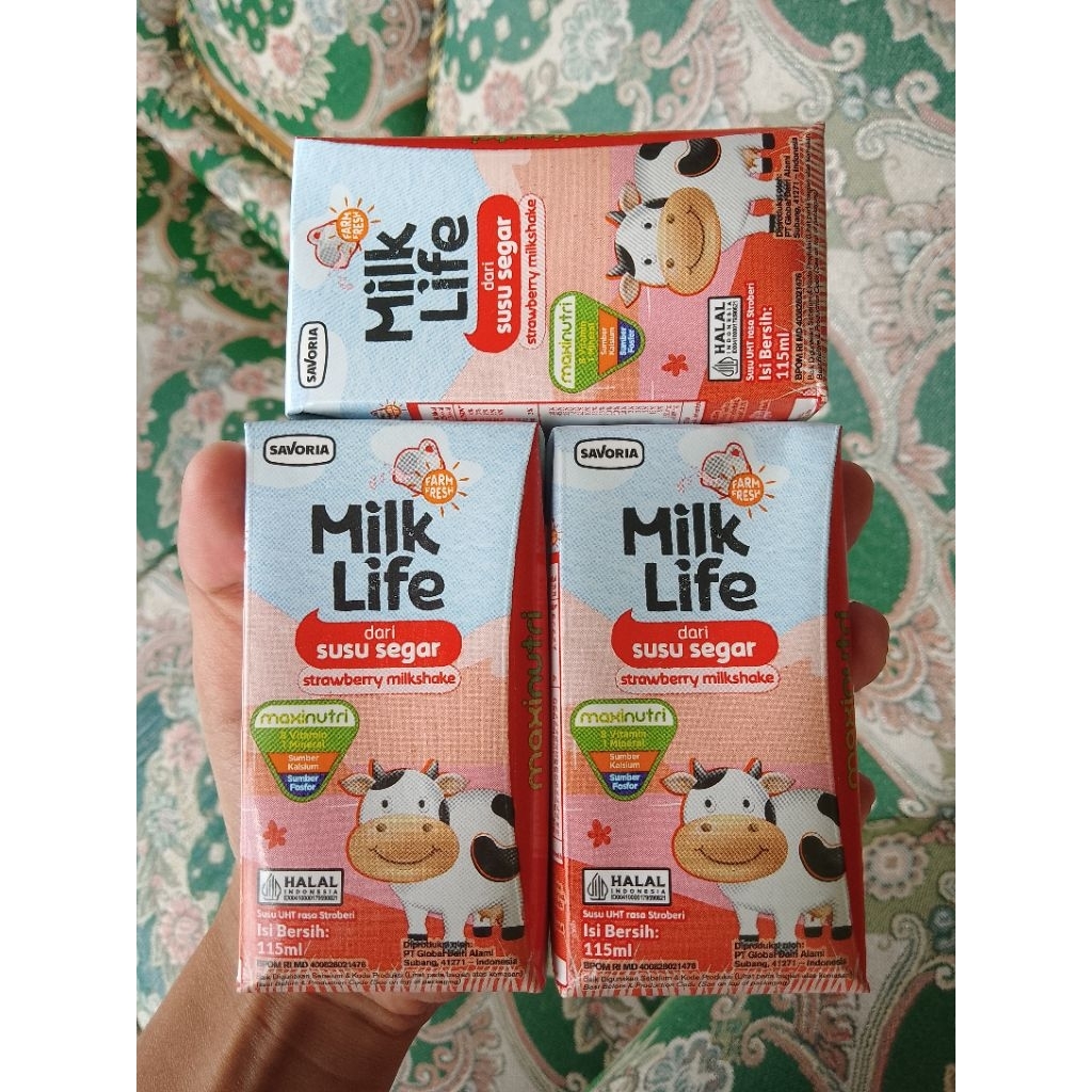 

[3 pcs] Milk life Strawberry Milkshake Susu UHT