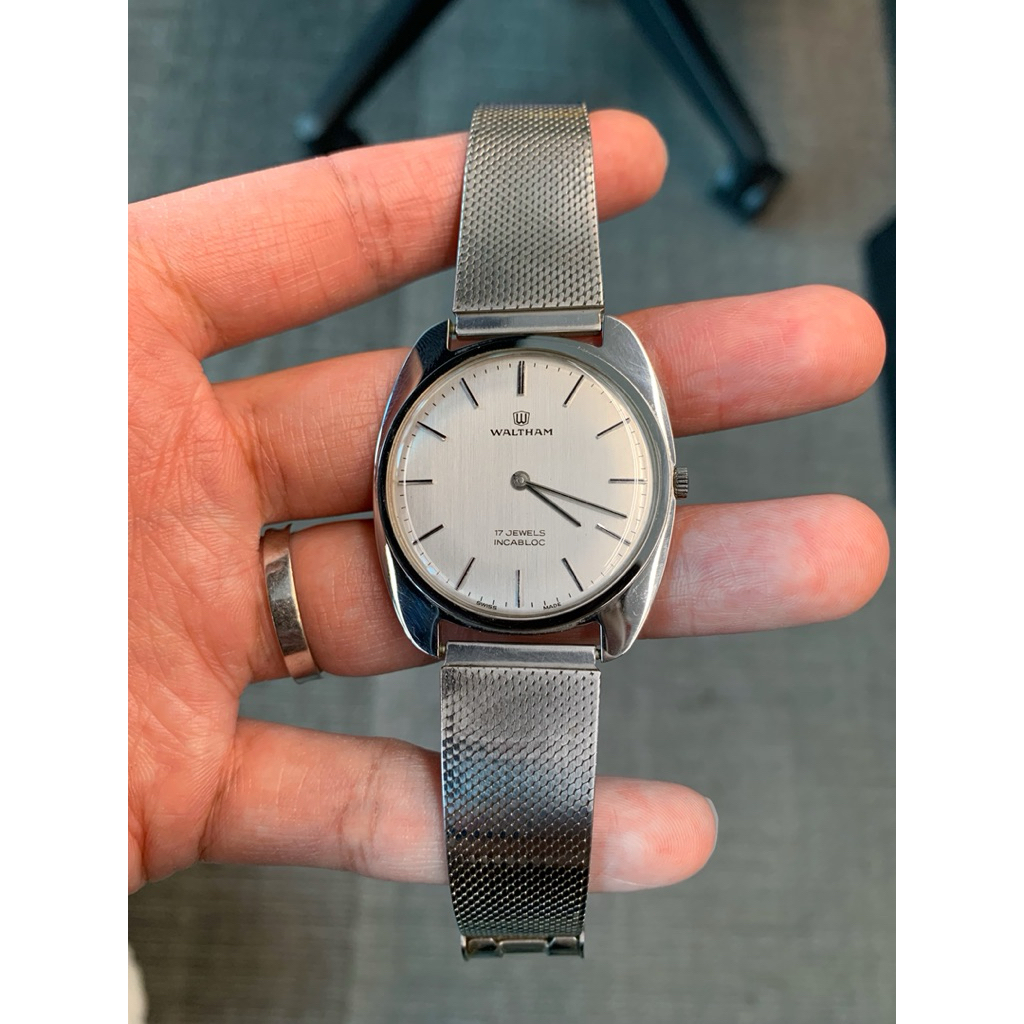 Ultra Thin 5mm Waltham Swiss made manual winding 17 jewels incabloc supeerrrbb kondisi istimewa angg