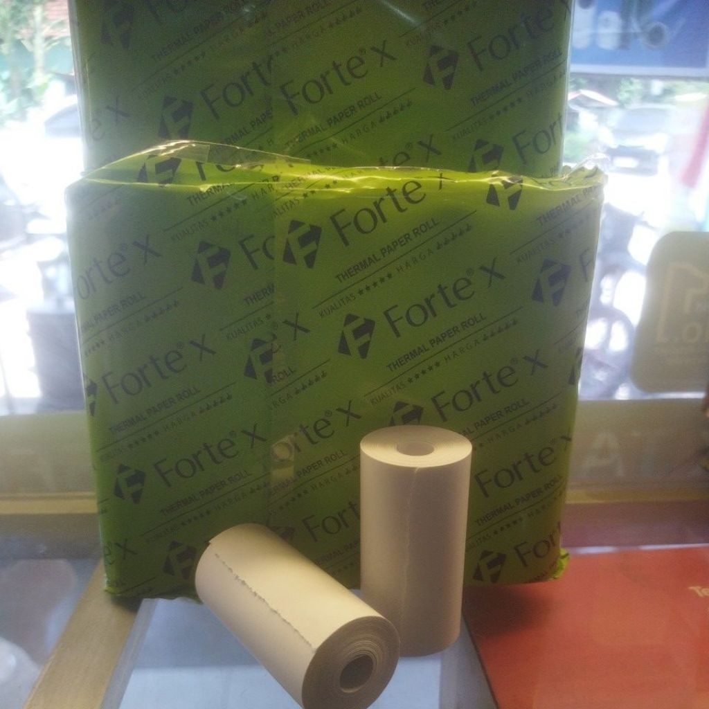 

kertas printer bluetooth ukuran 57 x 30 thermal paper 1bks isi 10roll
