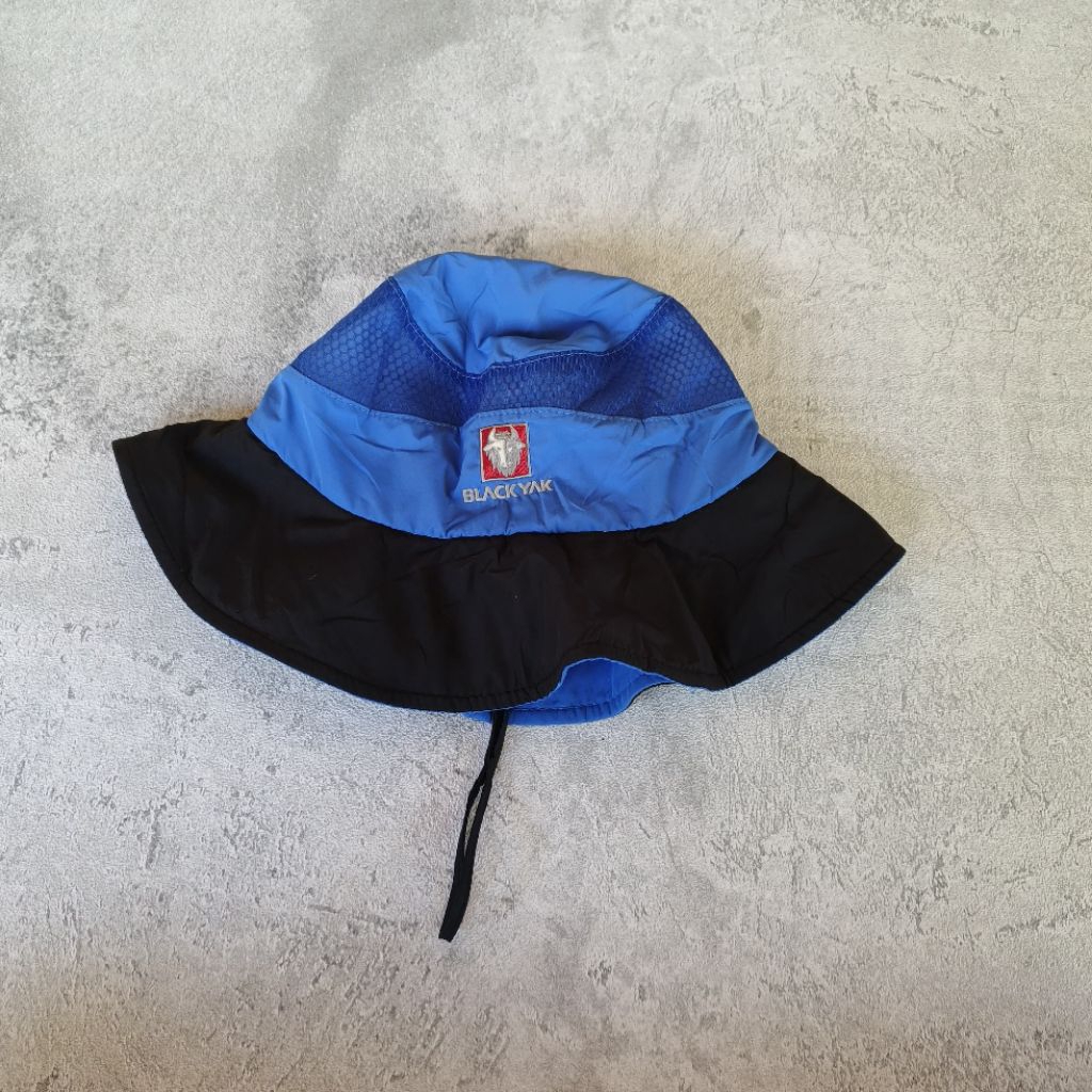 topi rimba black yak outdoor gunung