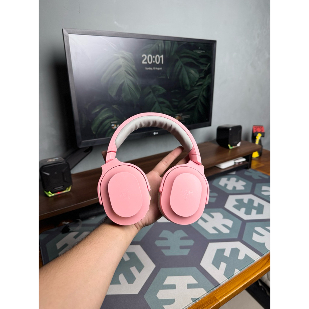 [Second] Headset Gaming Razer Barracuda Wireless Pink