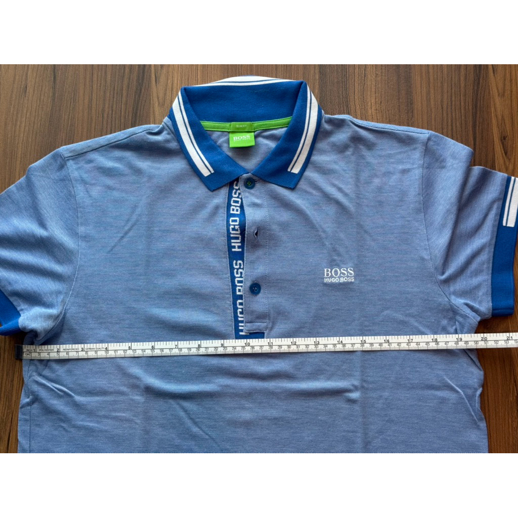 kaos berkerah hugo boss original biru