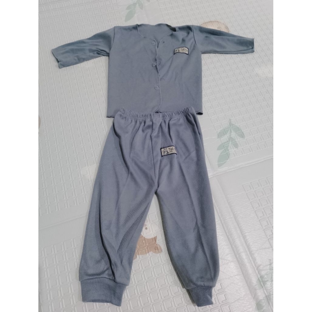 BORONGAN/ PRELOVED BAJU BAYI +-50 PCS/ UNISEX Cwek-Cowok Bisa