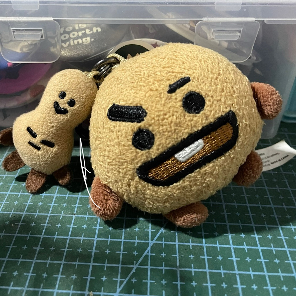 BT21 Shooky bagcharm