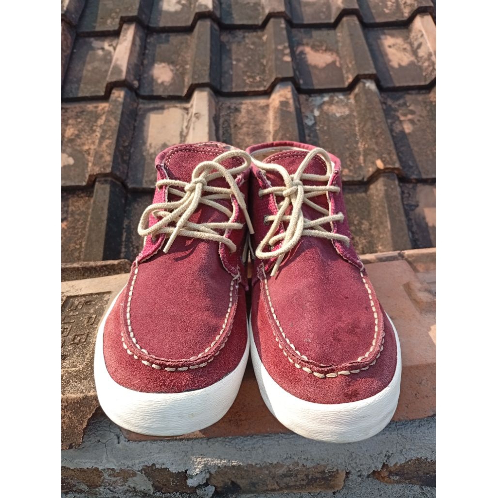 Sepatu Kanvas Corduroy Casual