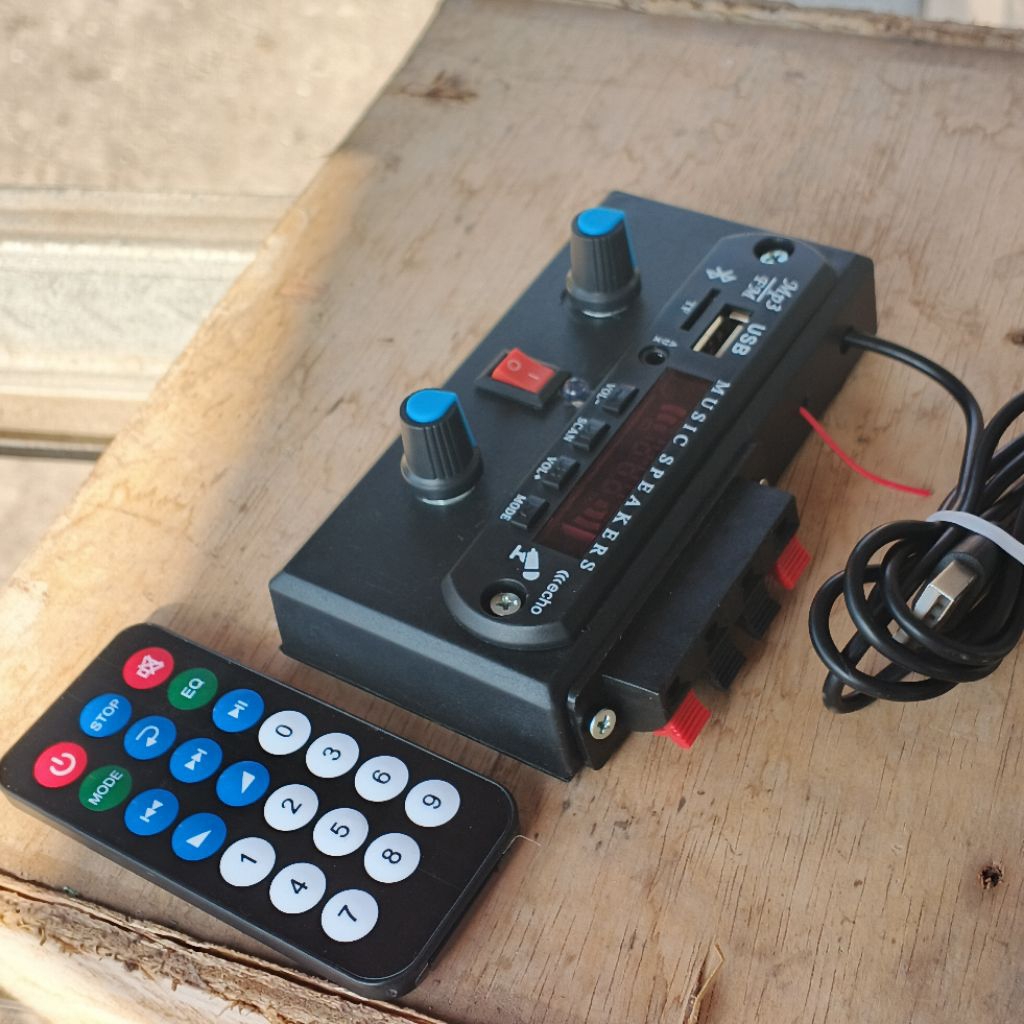 POWER AMPLIFIER mini 5VOLT BLUETOOTH STEREO 2CHANEL , AMPLIFIER MINI DC 5VOLT SUDAH BLUETOOTH STEREO
