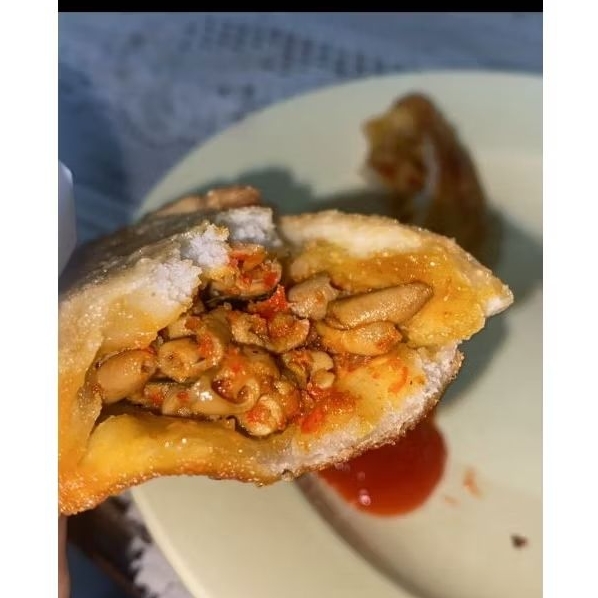 

Cireng Isi Usus Ayam Pedas (Isi 4pcs free Saus)