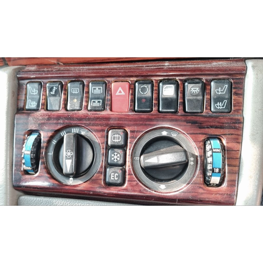 wood panel fullset   mercedes benz w124 lengkap berserta tombonya